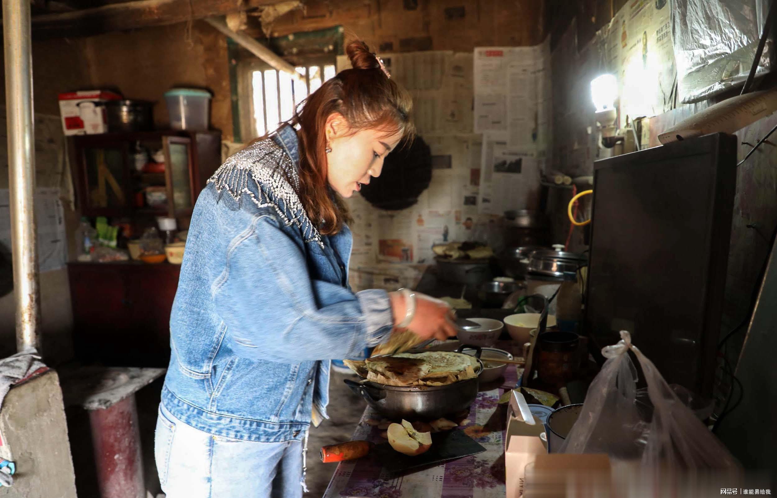 澳彩网站准确资料查询大全_19岁女孩3点起床赶集帮妈妈卖烤牌,调整计划执行细节_XE版85.84.98