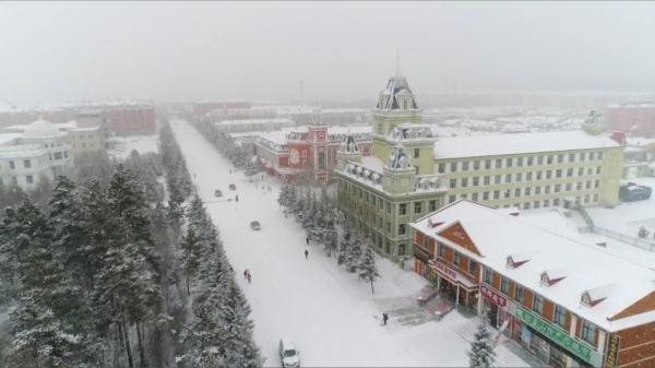 漠河大雪来袭，深度探寻雪域之美并提醒注意保暖！