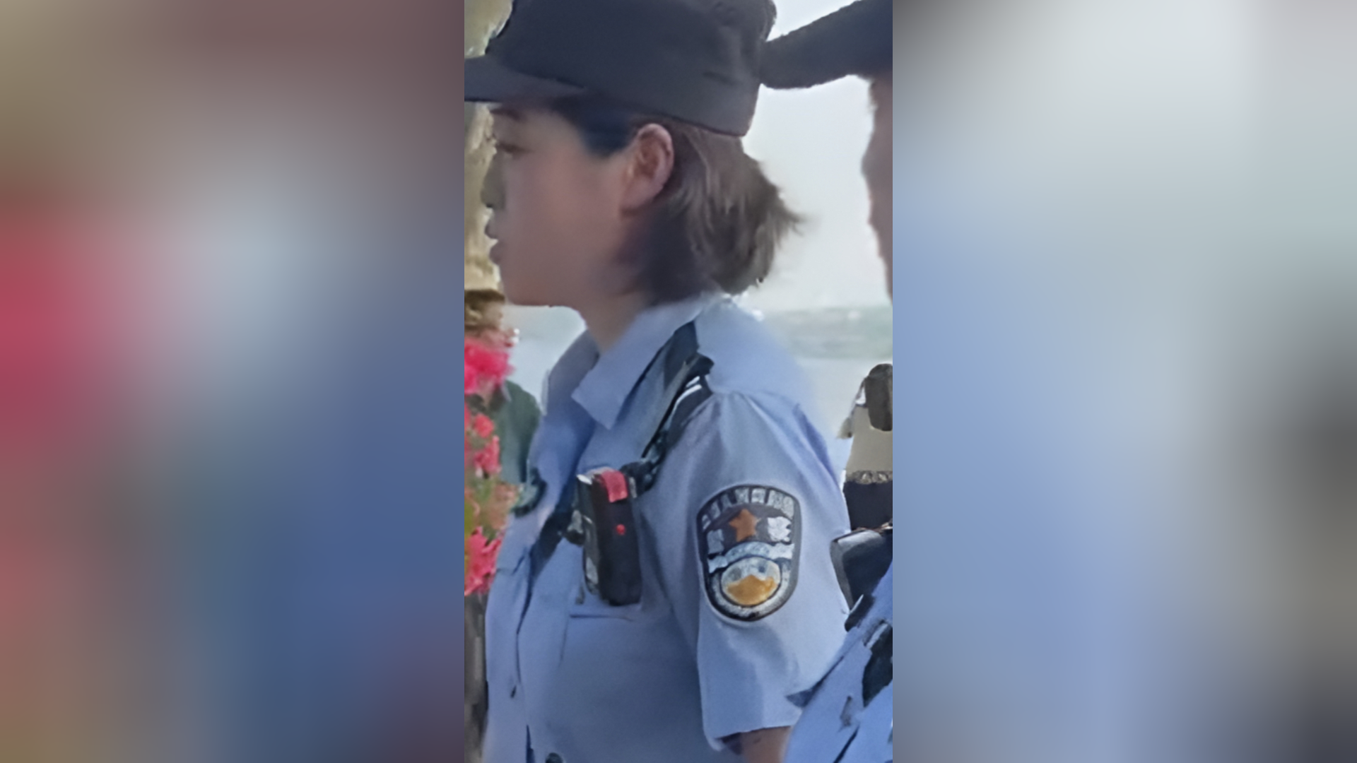 00后女警遭遇挑战，捶墙瞬间的情感与陪伴的温暖