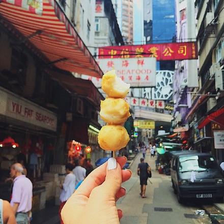 香港入境日本的最新动态，小巷深处的独特风情与美食宝藏