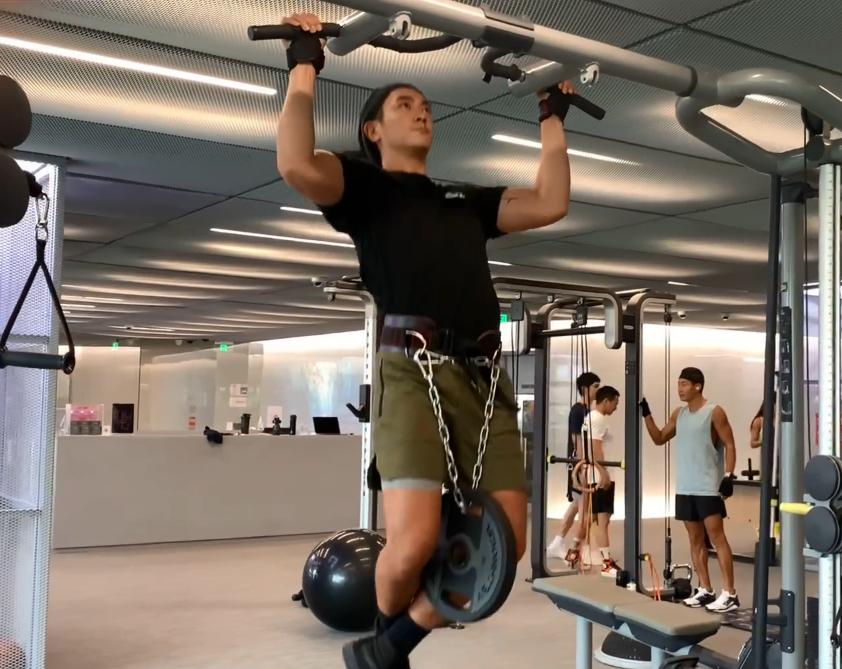 最新线条眉视频教程，轻松画出自然立体眉形！