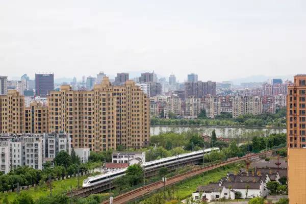 宁波城际列车新动态，驶向自然，探寻内心宁静之旅